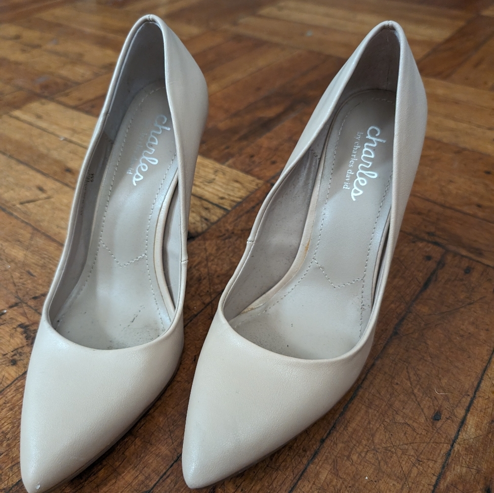 Cream heels, size 6M - Charles by Charles David - Picture 3 of 4
